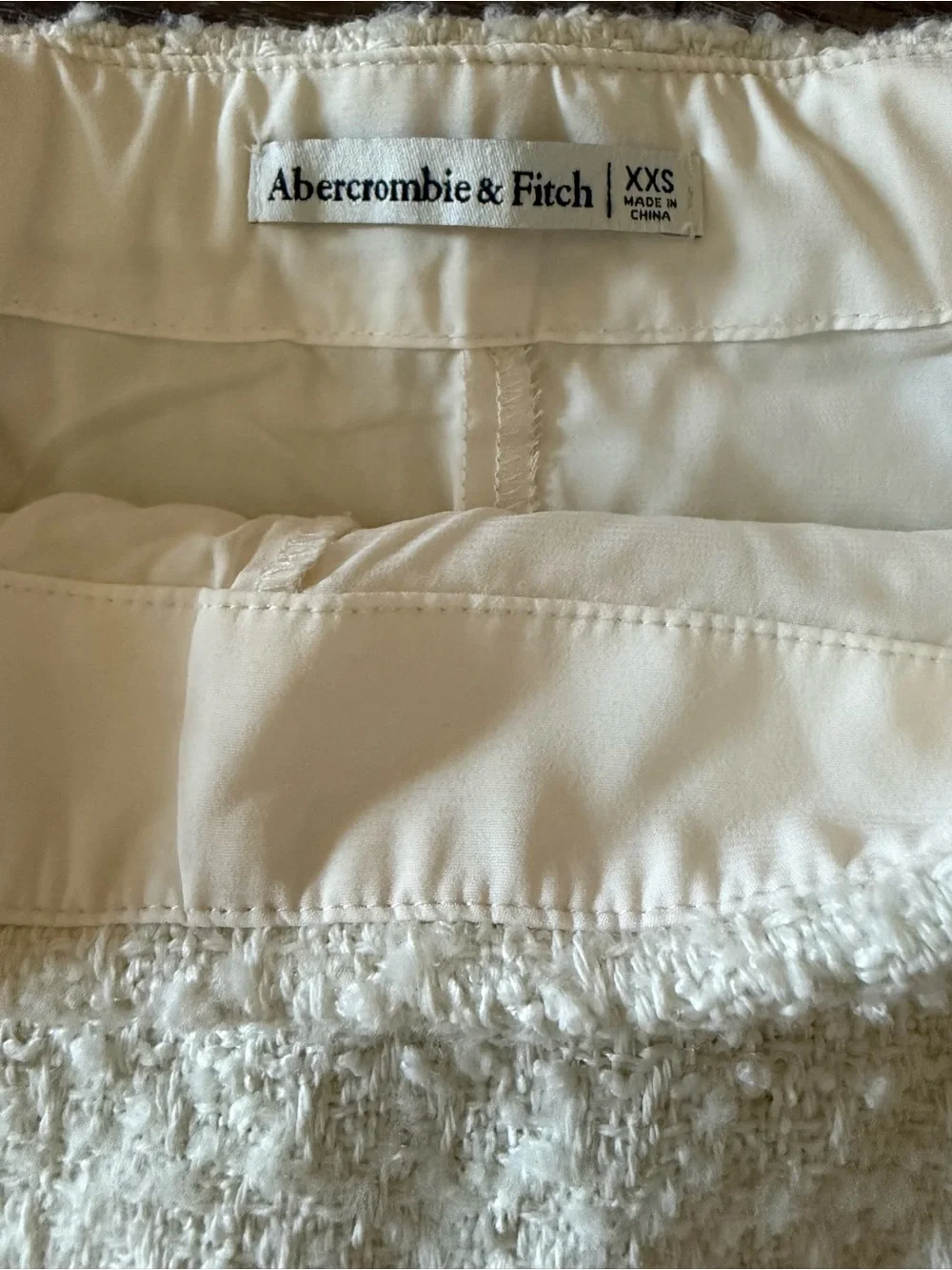 Abercrombie White Tweed Mini Skort - Picture 3 of 4